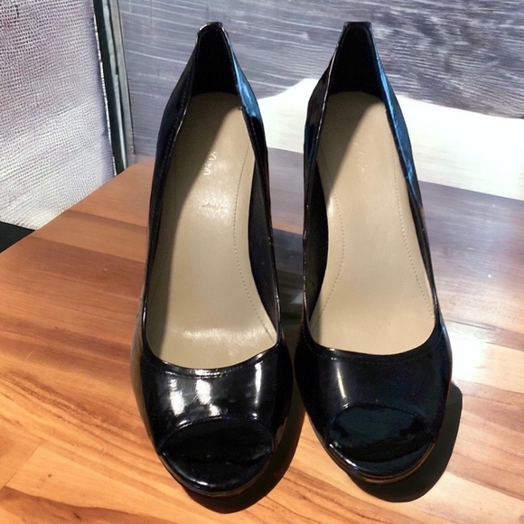 Calvin Klein, Women’s open toe pumps, size 9 1/2 - Picture 1 of 3